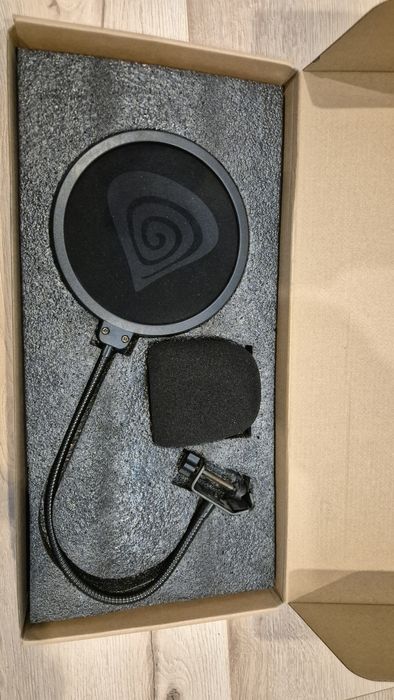 Mikrofon Genesis Radium 300 XLR