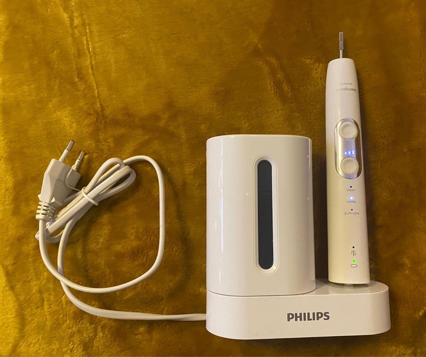 Szczoteczki Philips Sonicare dla doroslego i dla dziecka