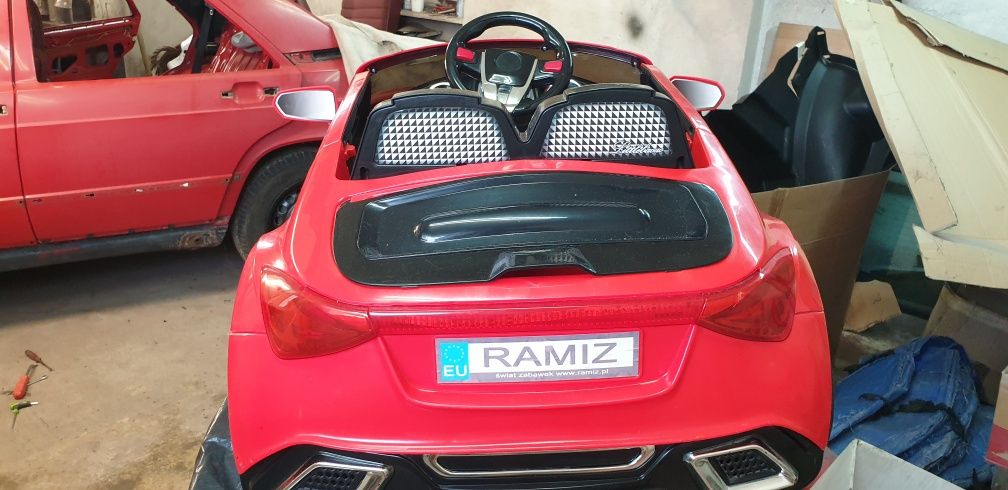 Samochodzik Elektryczny Mercedes CLK dla dzieci