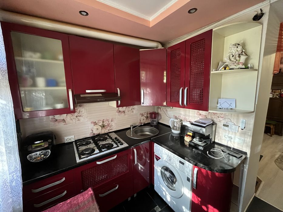 Продам маленький будинок, центр міста