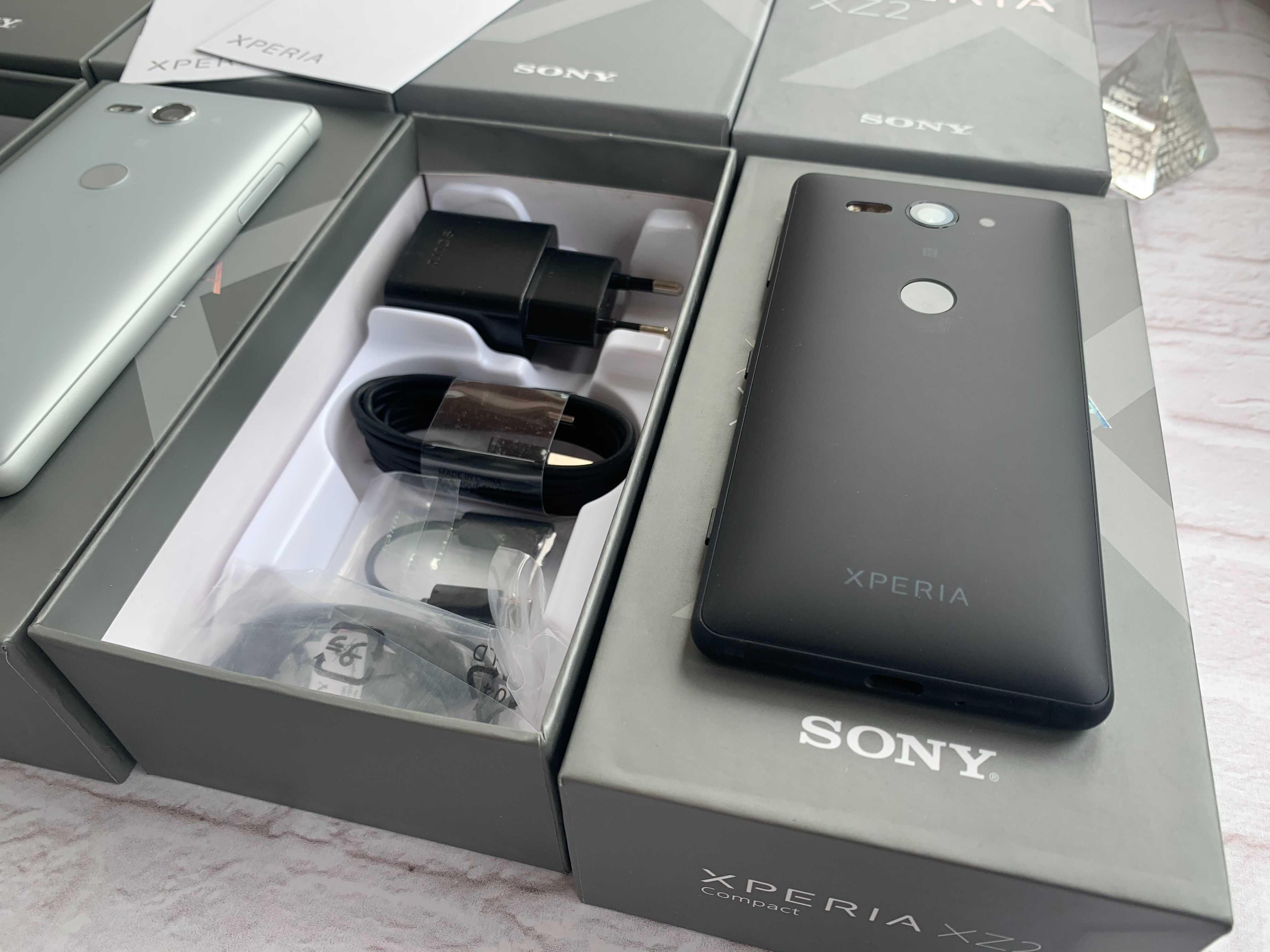 ꧁ Новий Sony Xperia XZ2 compact - Black/Silver/Green ꧂