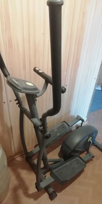 Треножер орбитрек