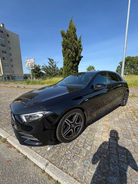 Mercedes-Benz A 220 d 8G-DCT AMG Line
