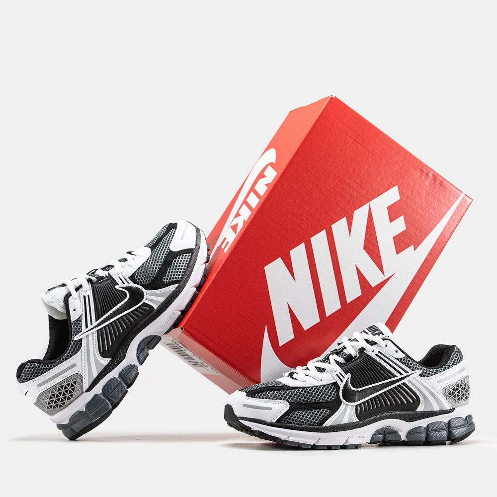 Кросівки Чоловічі Nike Zoom Vomero 5 White Black 40-45