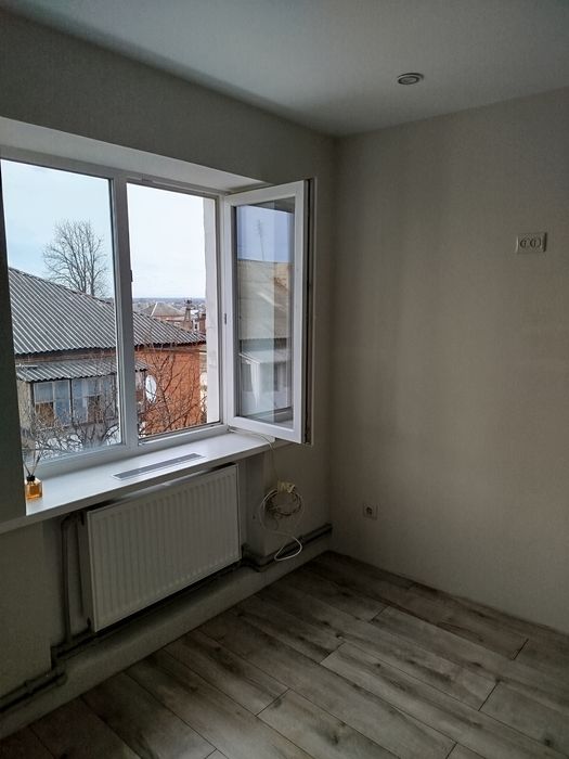 Продам 3-х кімнатну квартиру