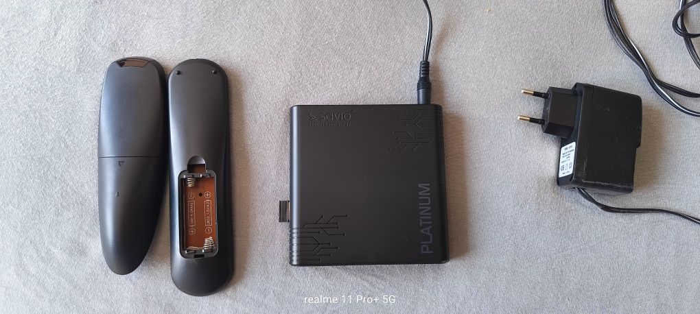 Savio Platinium android Box 4Gb + pilot Magic