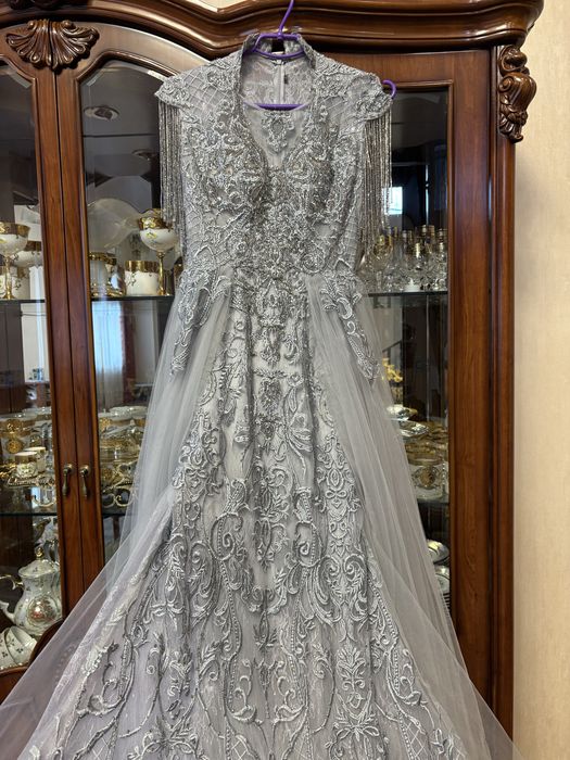 Вечерние платье