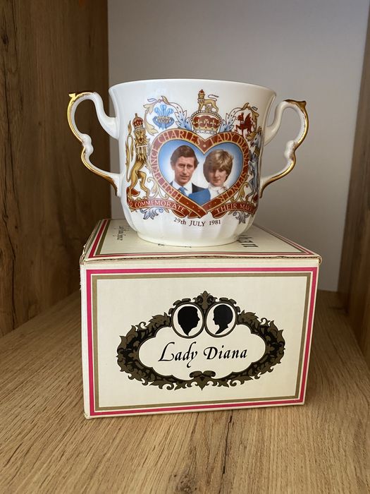 Порцелянова чашка колекційна Царське весілля