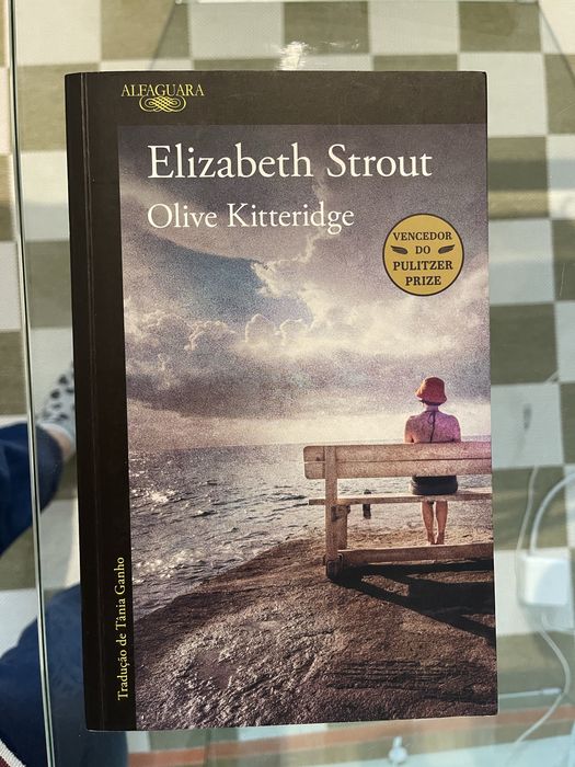 Livro Olive Kitteridge de Elizabeth Strout