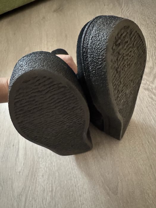 Черевики жіночі