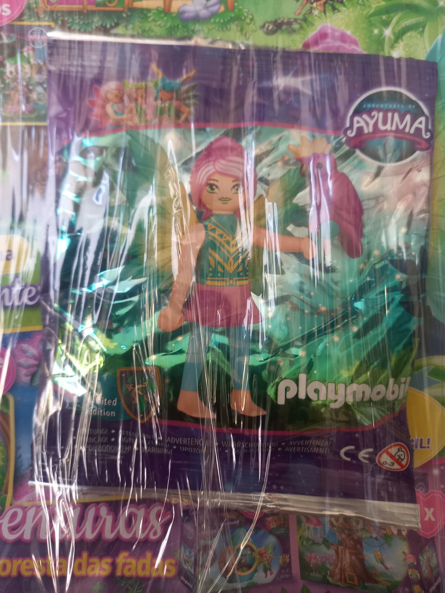 Revista Playmobil n°1 , Nova, contém boneca e  2 posters