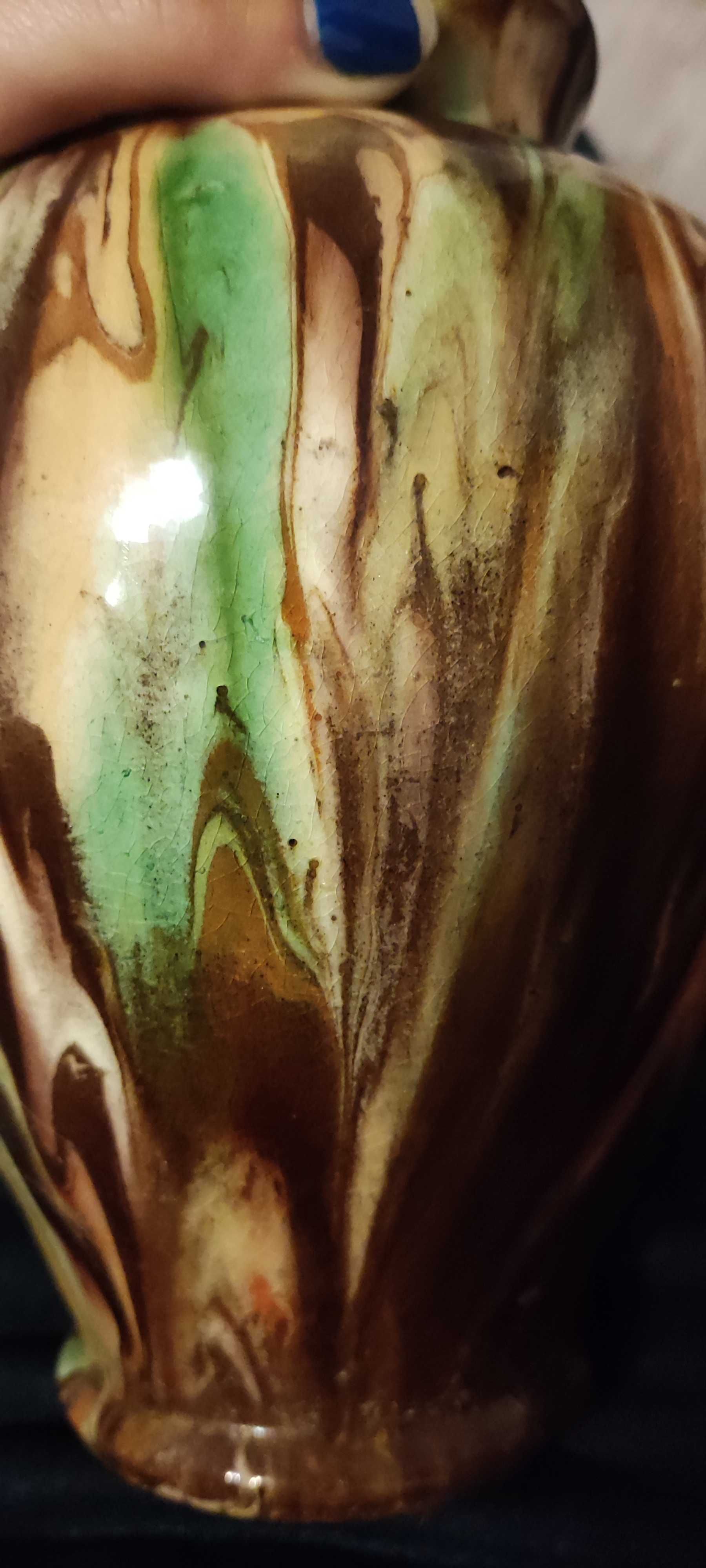 Piękny ceramiczny kolorowy wazon