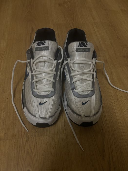 Nike Initiator білі 45 розміру