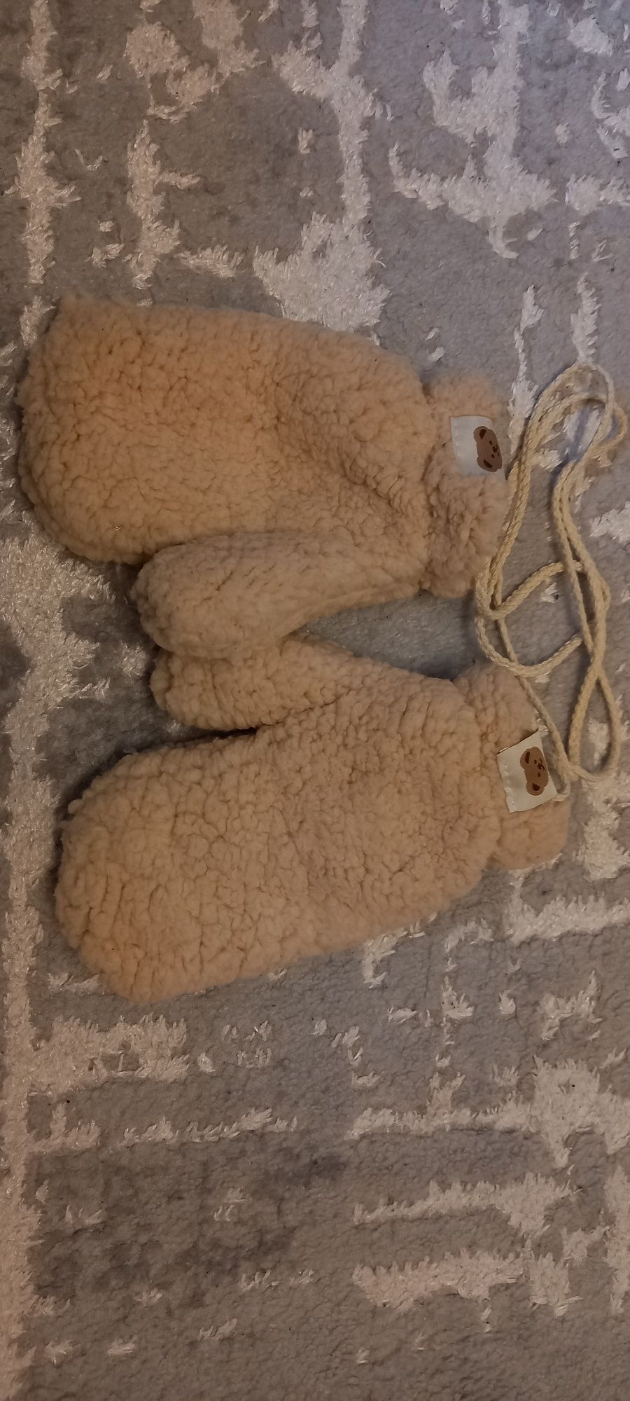Pluszowe rekawiczki damskie nowe