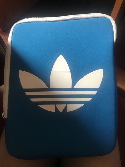 Чехол на ipad adidas
