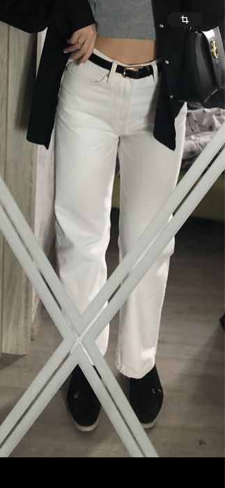 Джинсы мом рванные