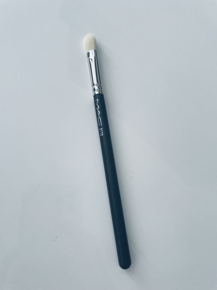 MAC Cosmetics Brush 217S Blending Brush pędzel