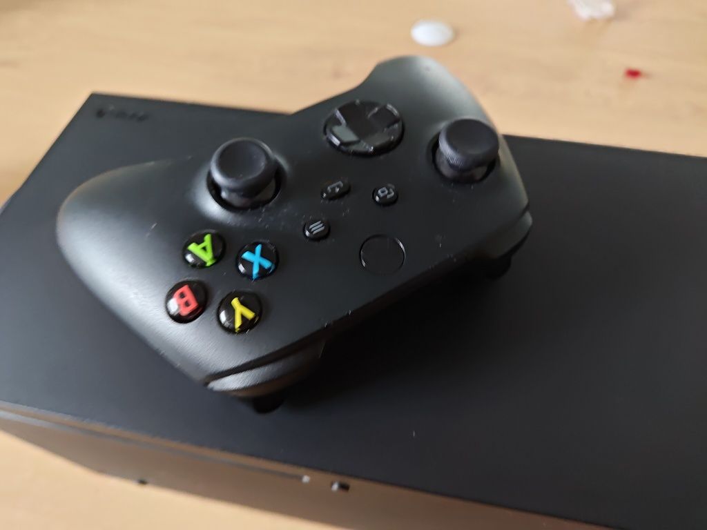 Xbox Series X 1tb gwarancja pad okablowanie