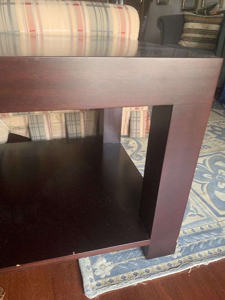 Mesa de apoio em madeira