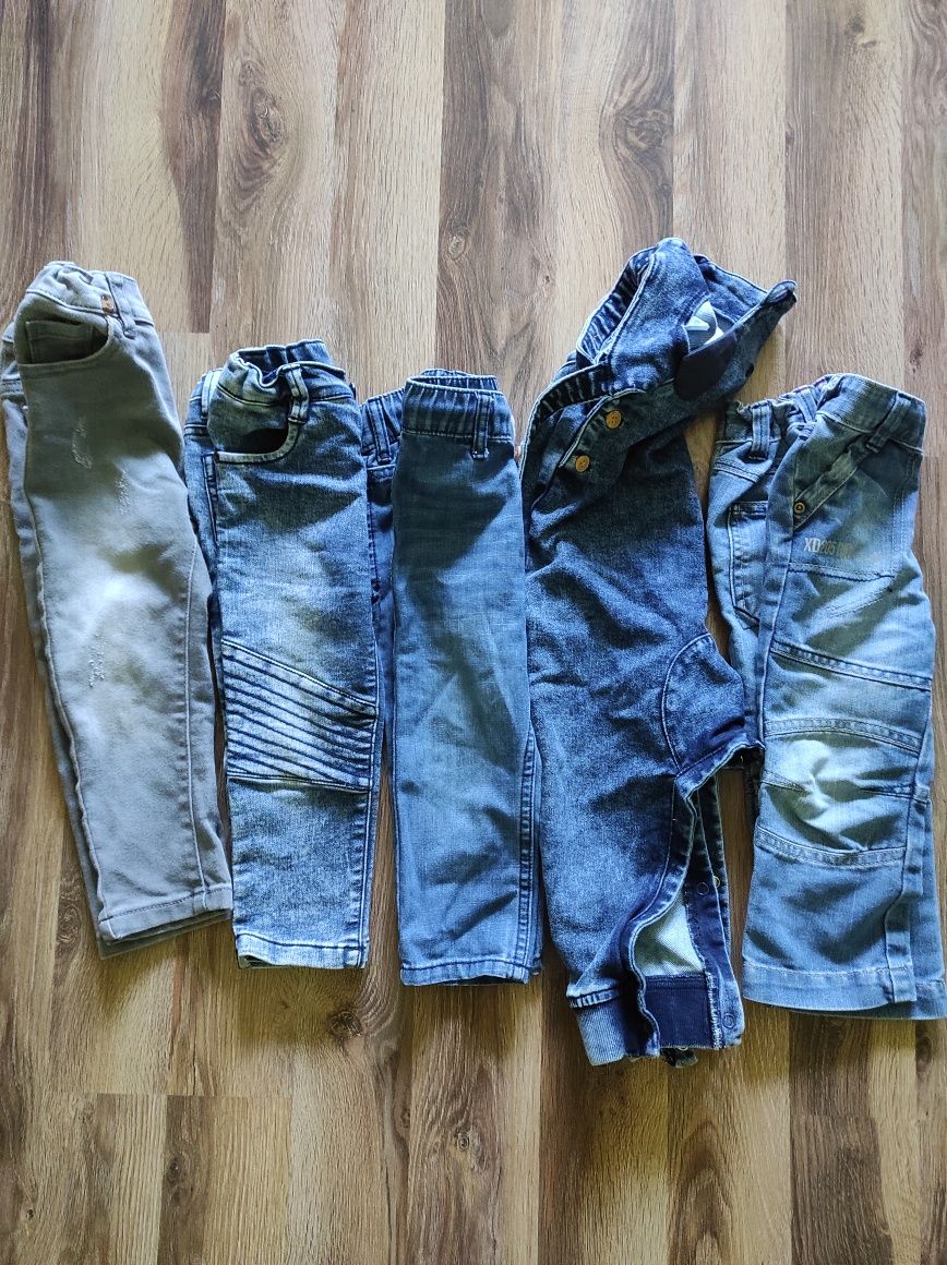 Spodnie jeansy chłopięce 92/98 zestaw 5zł sztuka