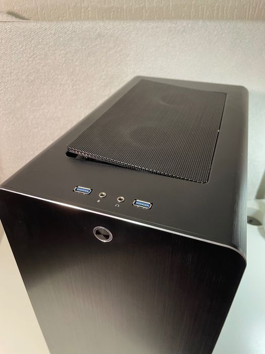 Komputer Hackintosh, R5 2600, RX 6700 XT