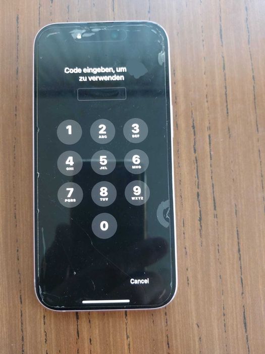 Продам заблокированный Iphone 15 на запчасти