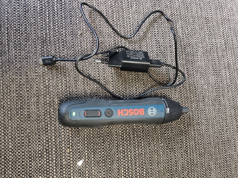 Wkrętak akumulatorowy Bosch GO 3 601 JH2 101- jak nowy.