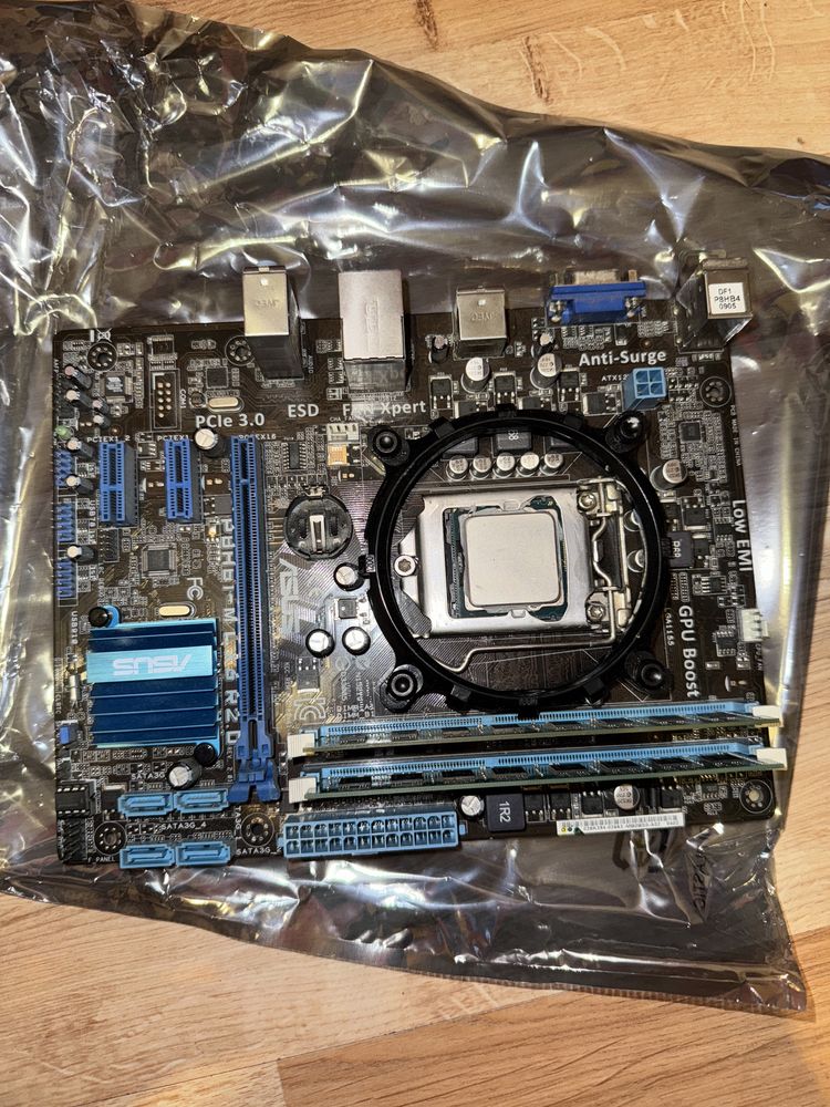 ASUS P8H61-I LX R2.0 + Intel CPU + 8GB DDR3 + RAM + box