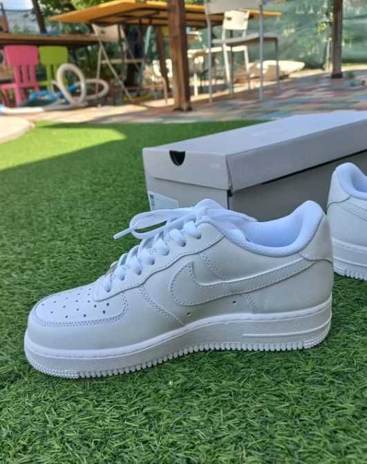 Buty Trampk Nike Air Force 1 Low '07 Black R.41