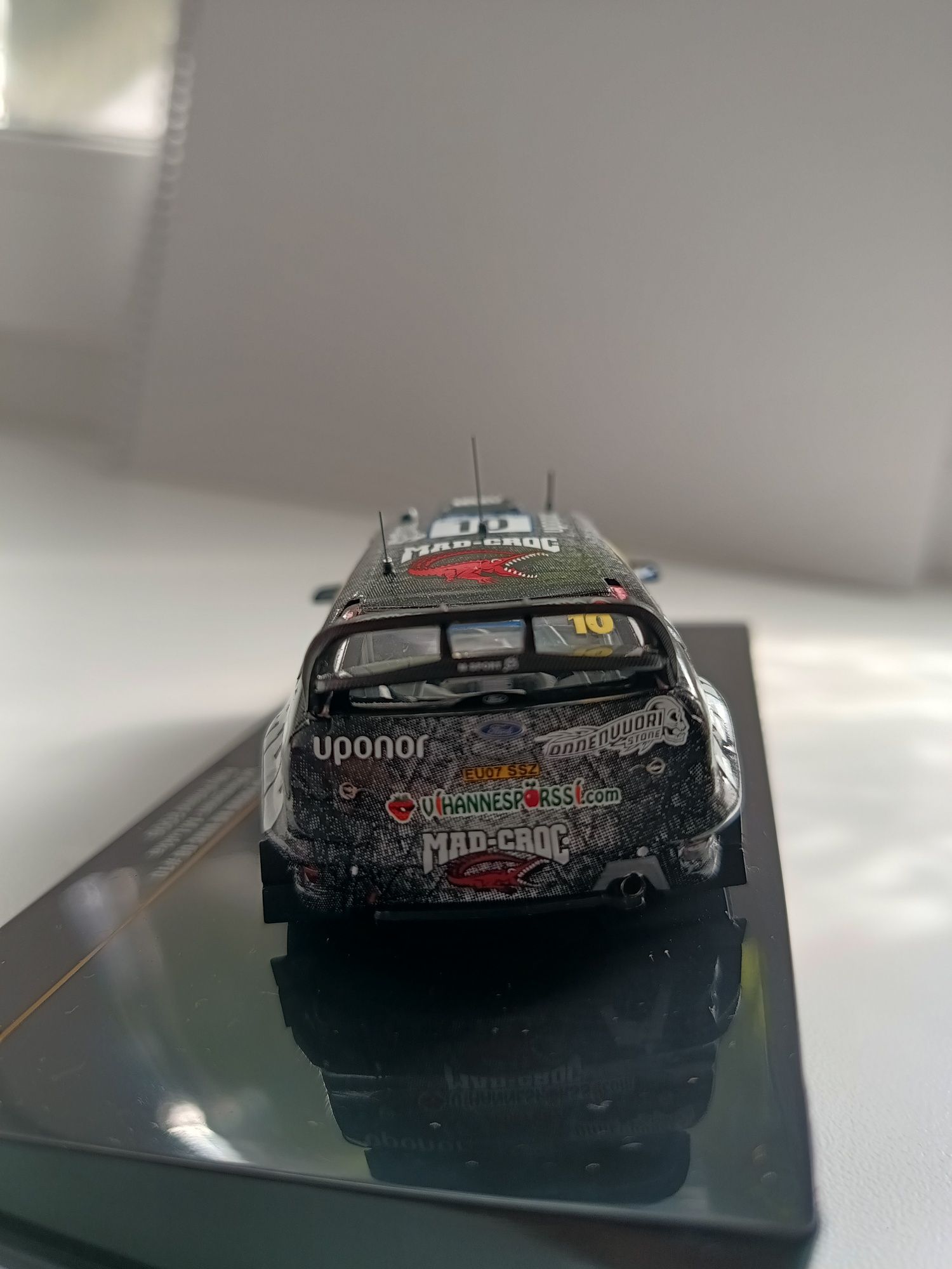 Ford Focus RS WRC - Rally Finland 2009. IXO. 1:43.