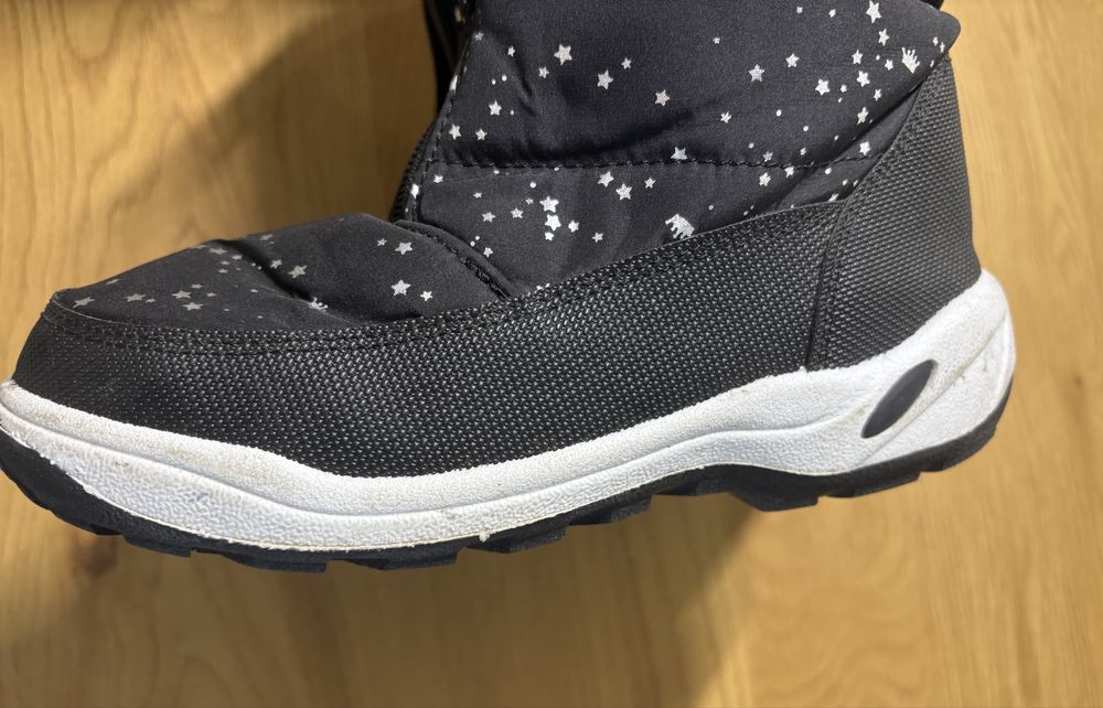 Продам сапоги lc waikiki для девочки демисезонные 34 размер