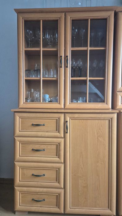 Oddam za darmo kredensy kuchenne