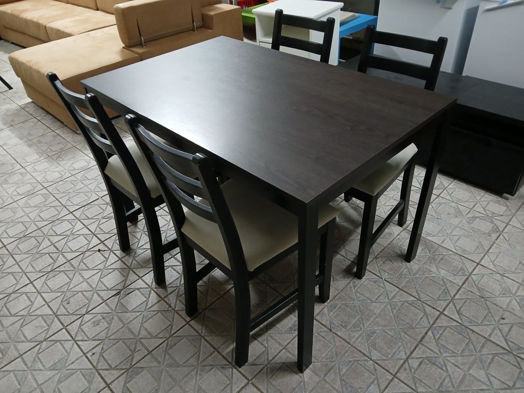 Conjunto Mesa Extensível IKEA-Vangsta + 4 Cadeiras Lerhamn