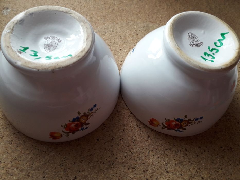 Tigelas antigas  .