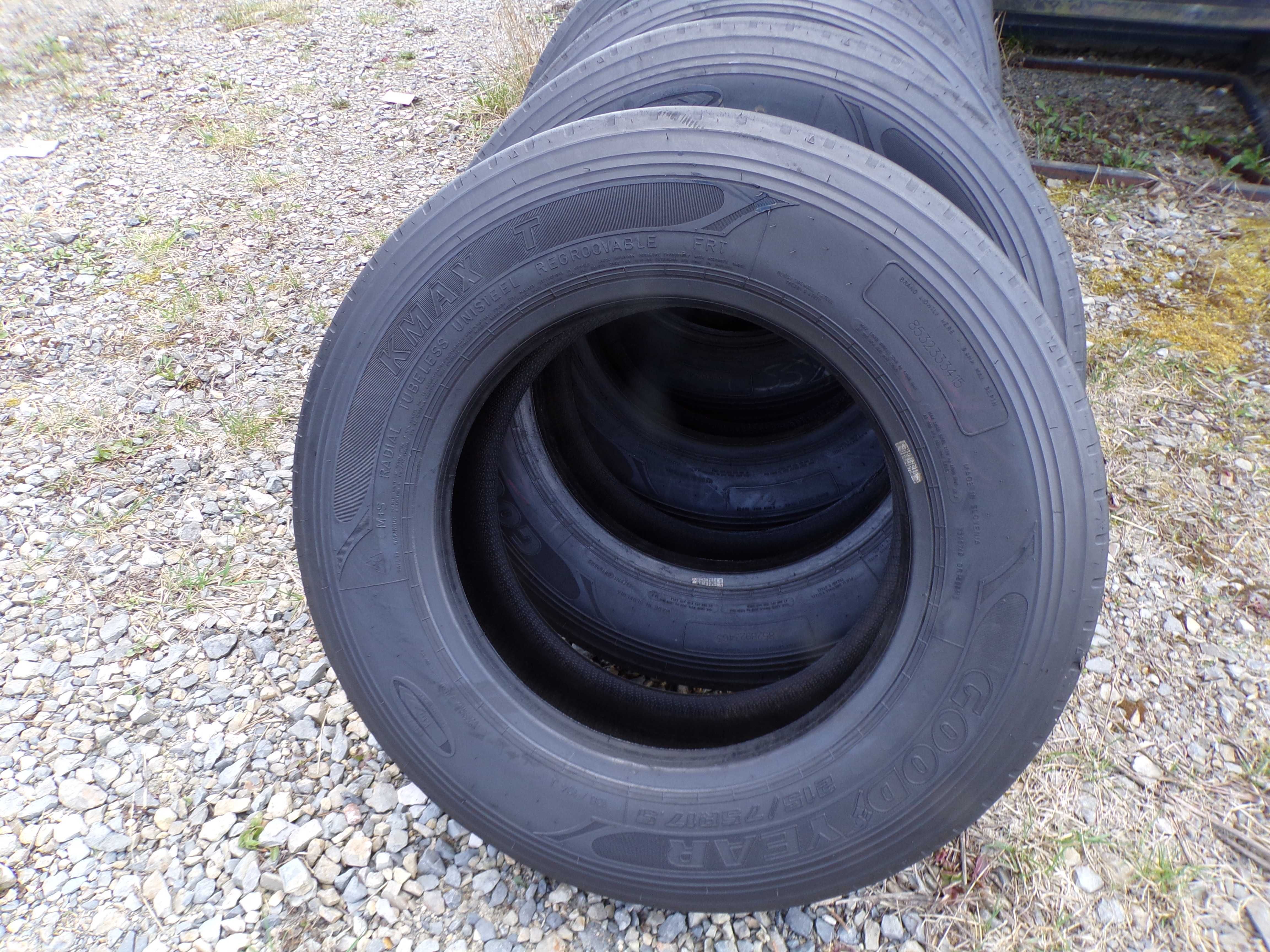Opona 215/75R17.5 GOODYEAR KMAX T (370 netto/szt.)