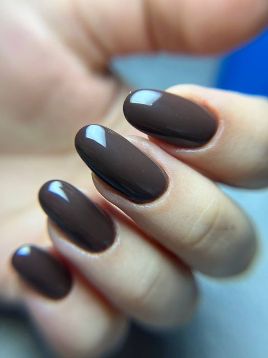 Манікюр / педикюр / нарощення нігтів / подологія