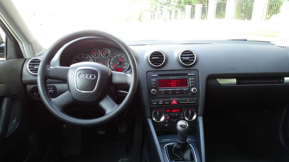 AUDI A3 1,4 TURBO BENZYNA,klima,alu,elektryka,abs,autoalarm