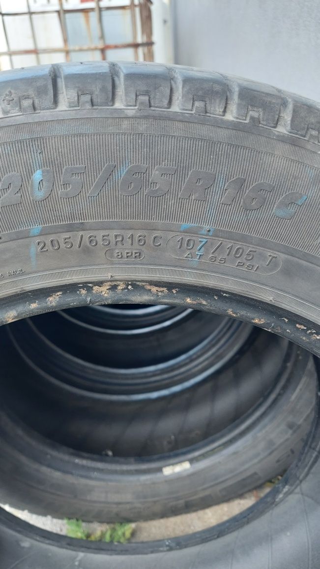 Opony urzywane Michelin urzywane bardzo dobry stan 205/65/16C bus