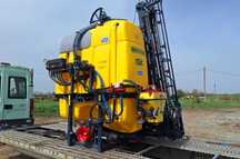 Обприскувач навісний Італія Moccia 1000л + Arag Bravo 400S, оприскувач