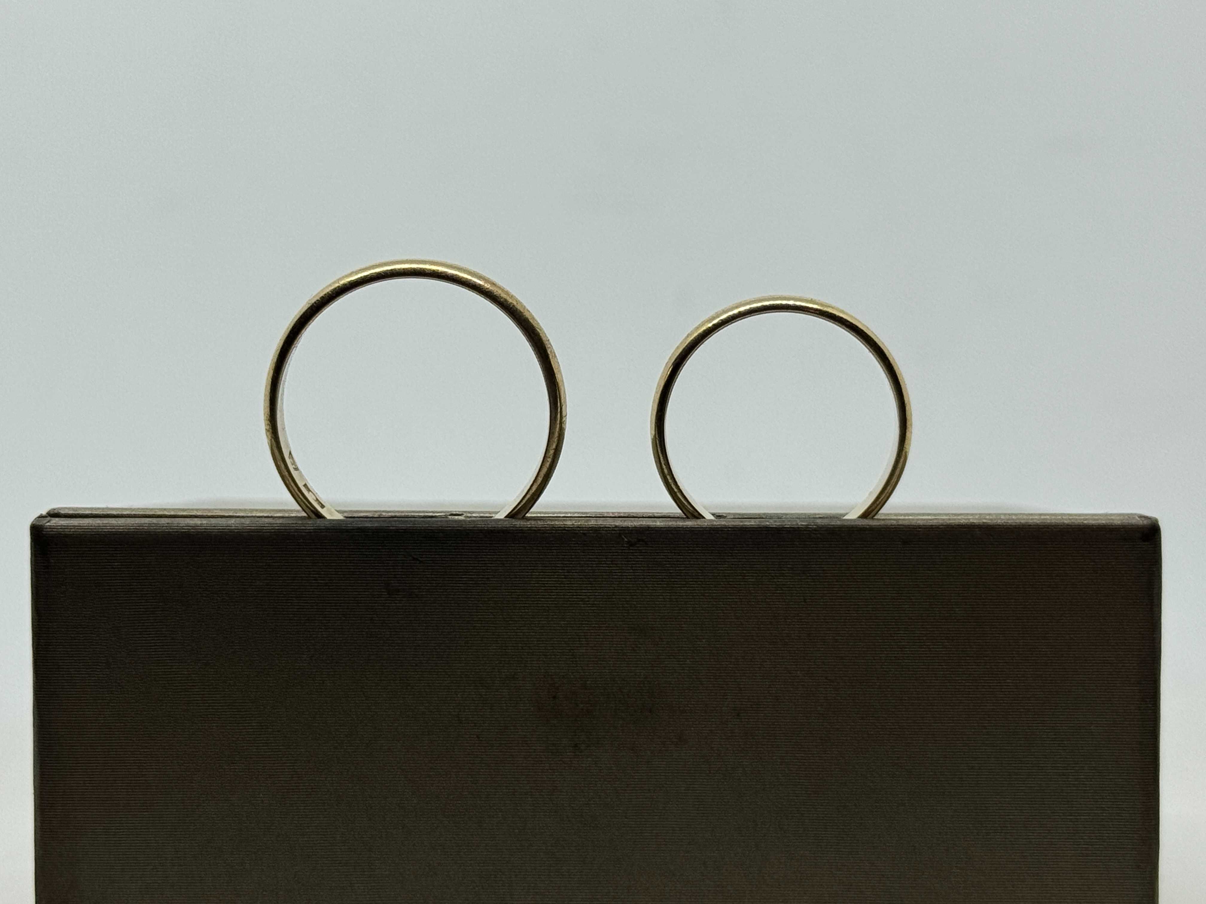 Komplet klasycznych złotych obrączek  585  R-24/15