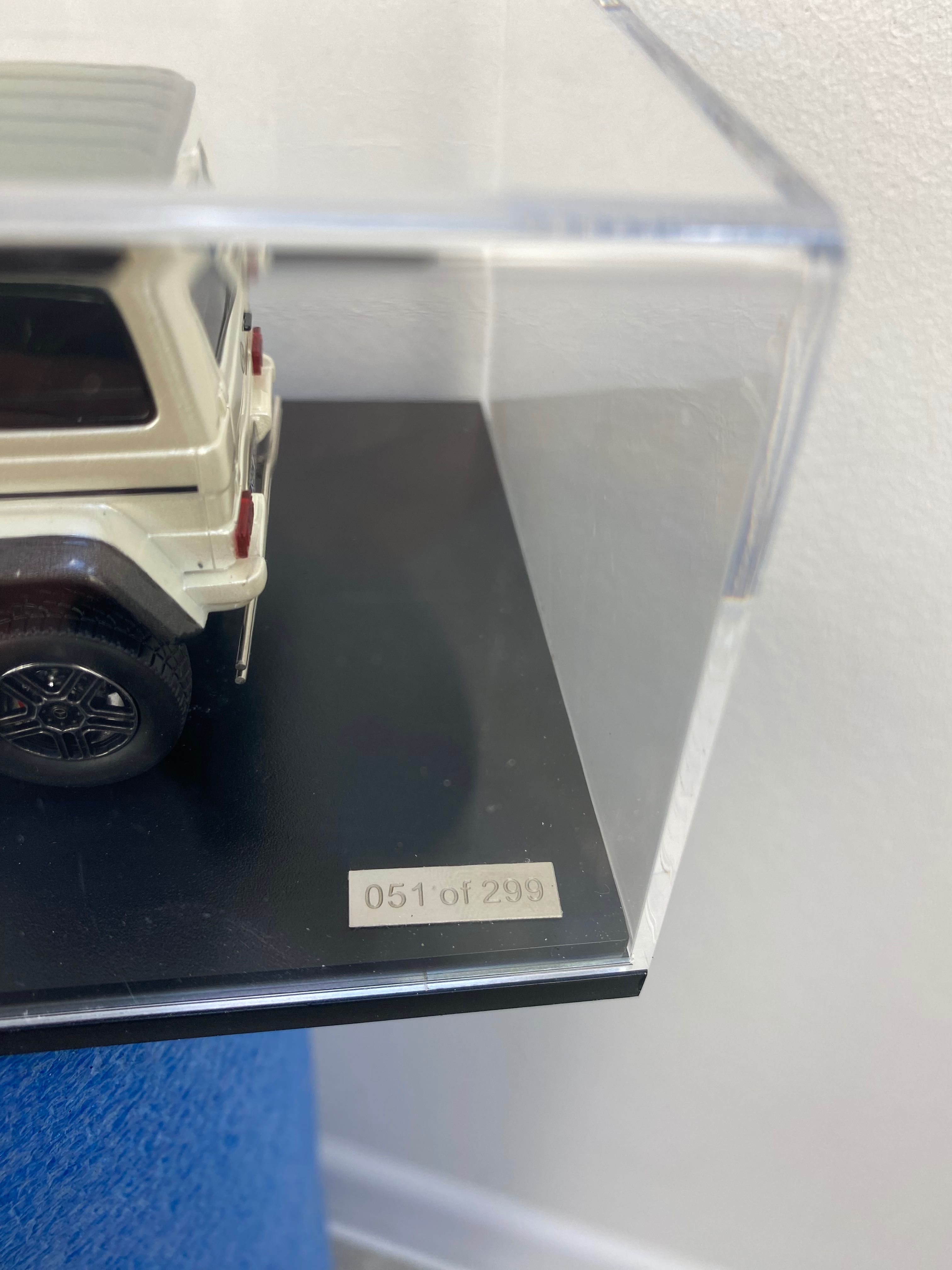 1:43 GLM Mercedes Benz G500 4x4