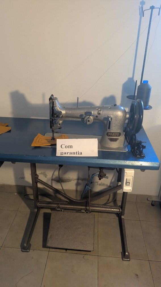 Máquina sapateiro Pfaff ponto Zig zag e a direito com ponto até 9mm