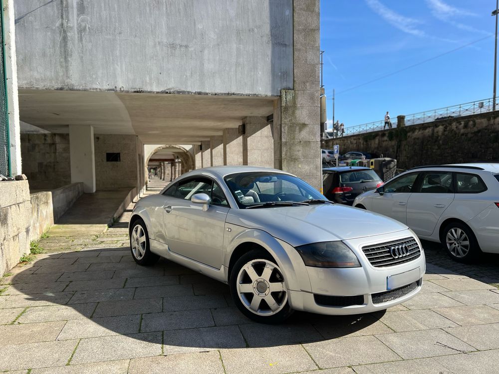 AUDI TT 1.8 Turbo Coupe