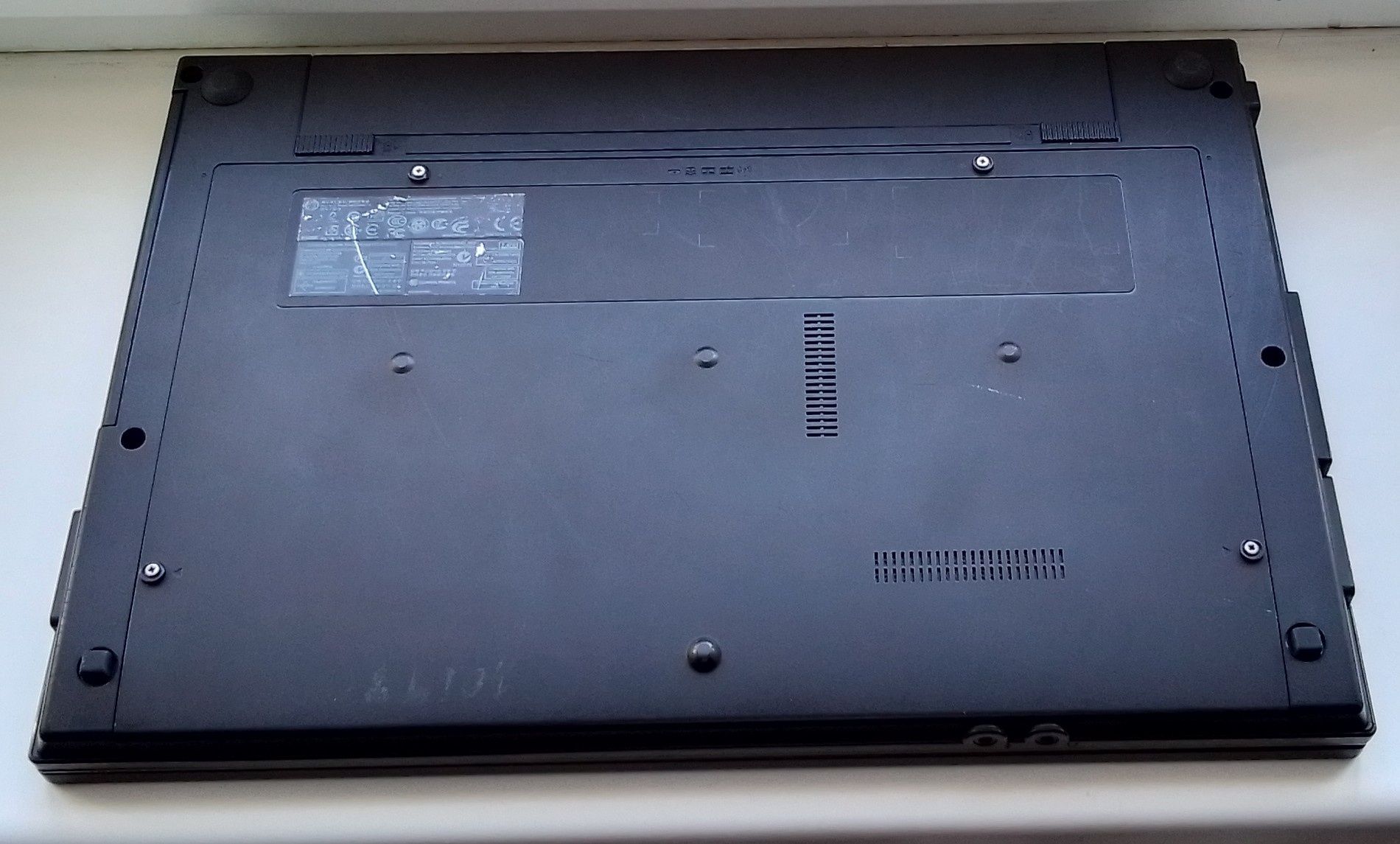 Ноутбук HP 620 - Core 2 Duo, 4Гб DDR3, SSD 128Гб