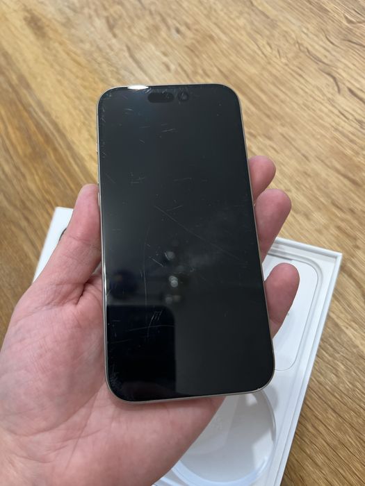 Iphone 15 pro 128 gb