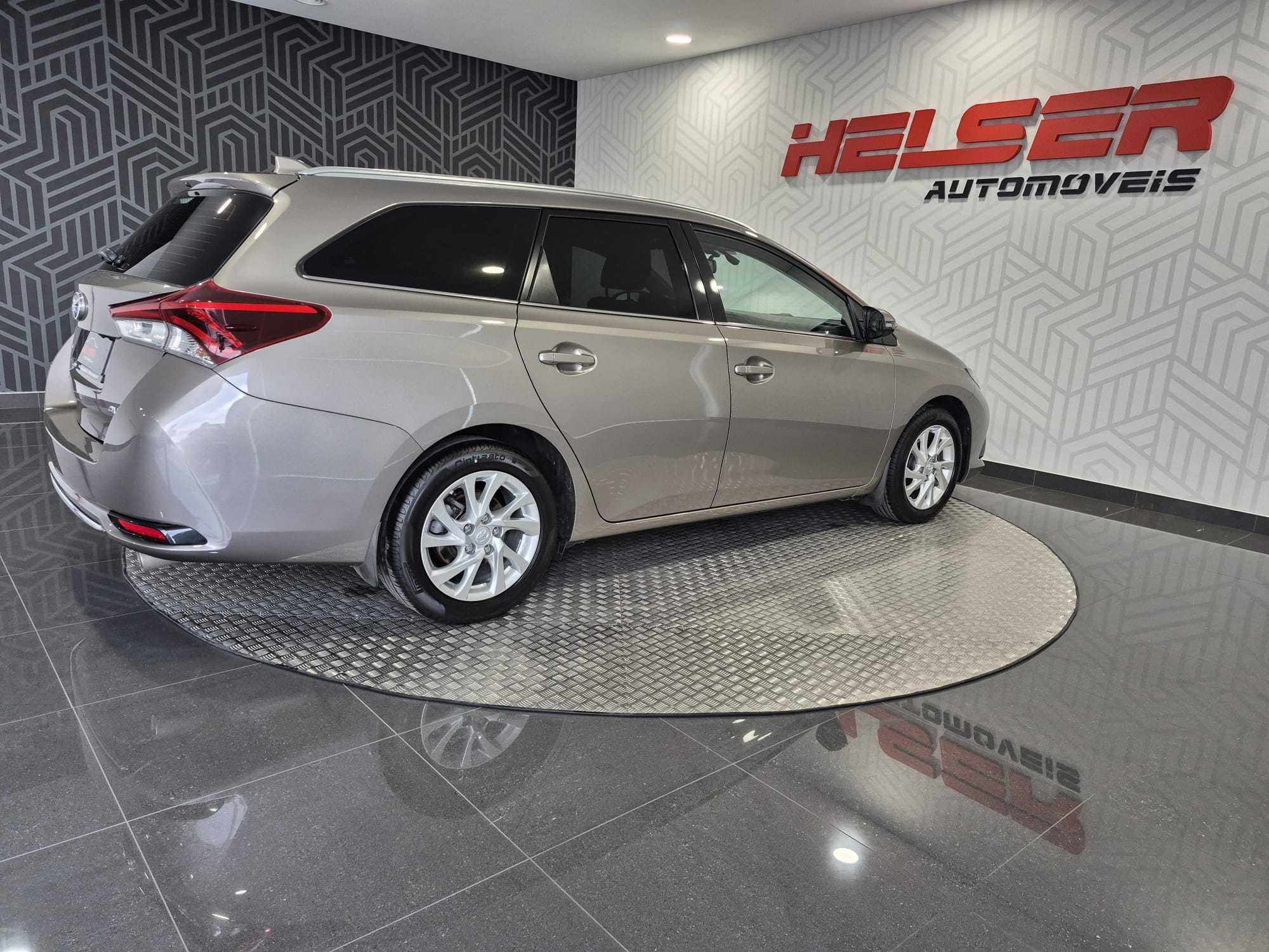 Toyota Auris Touring Sports 1.6 D-4D Exclusive+Navi