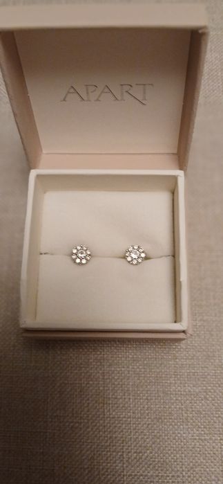 Apart kolczyki z cyrkoniami srebro pr. 925