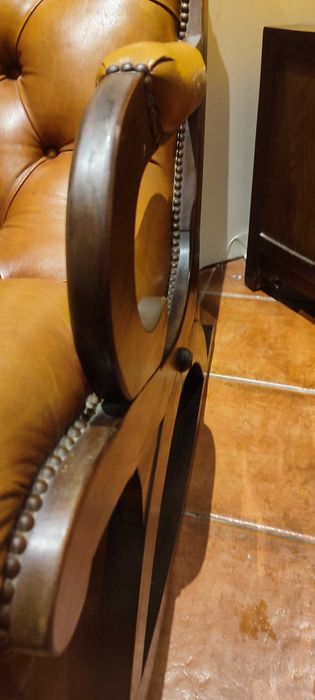 Cadeirão Baloiço em Pele