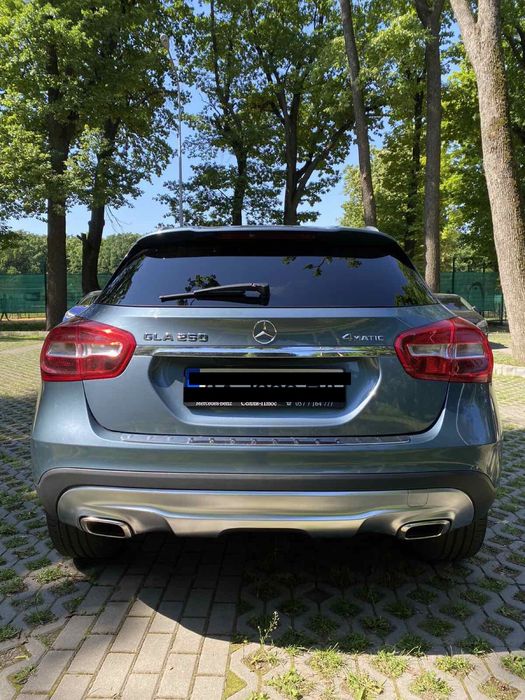 Mercedes GLA 250