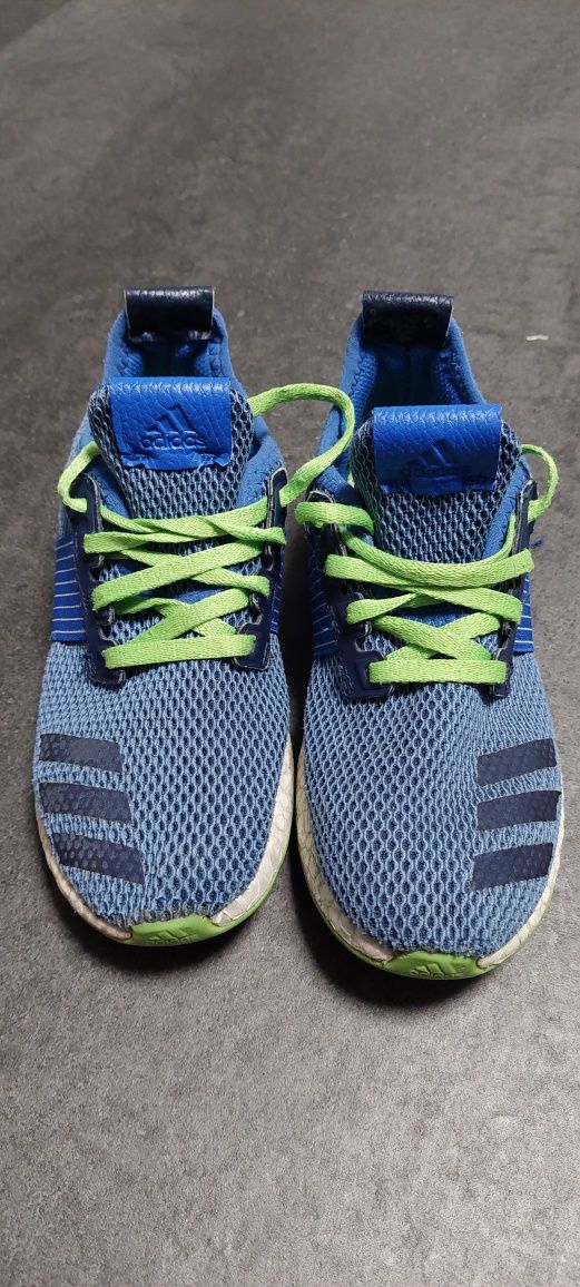 Sprzedam buty Adidas PureBOOST ZG J
Ostatnia cena:
279,00 zł